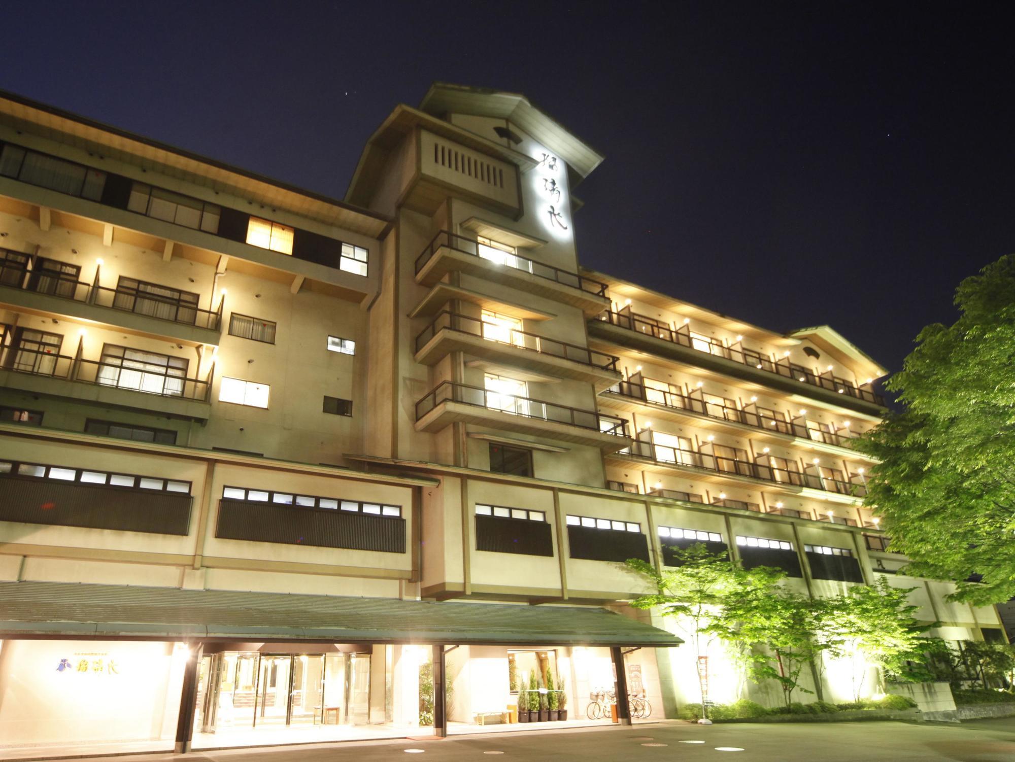 Rurikoh Hotel Кага Екстериор снимка
