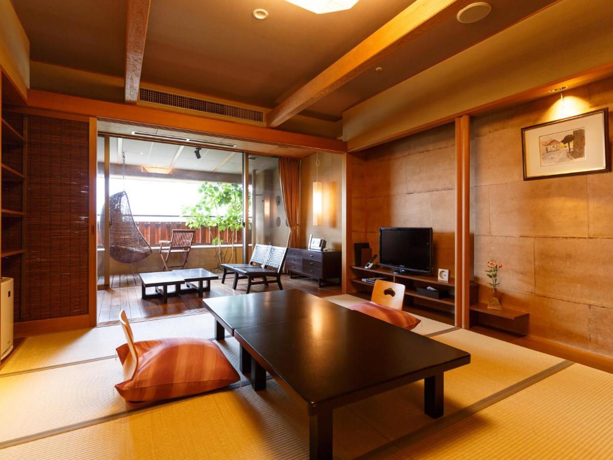 Rurikoh Hotel Кага Екстериор снимка